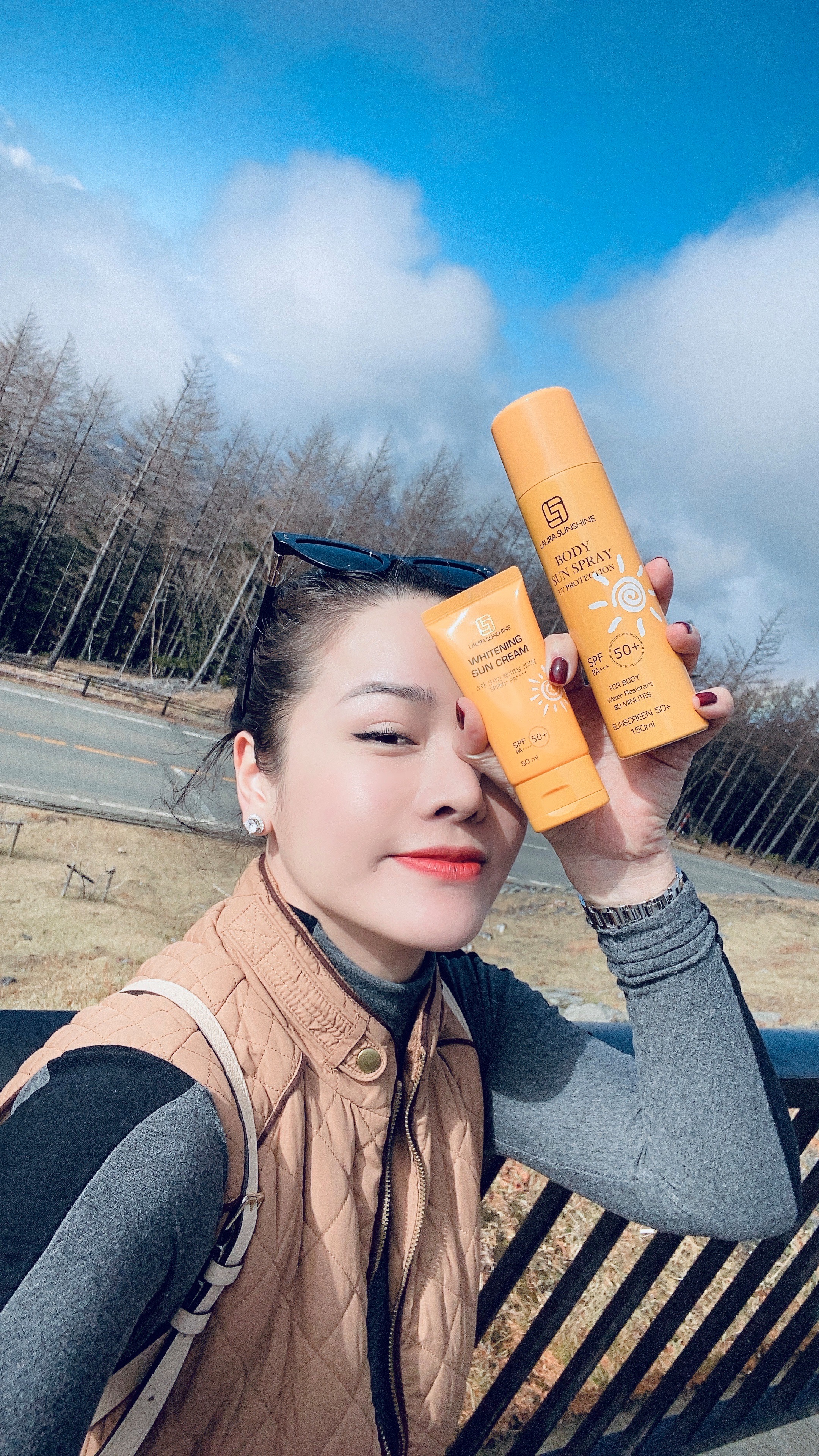 KEM CHỐNG NẮNG MẶT LAURA SUNSHINE WHITENING SUN CREAM SPF50+ PA++++ 50ml