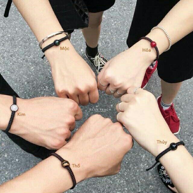 Vòng tết đá phong thủy đủ màu