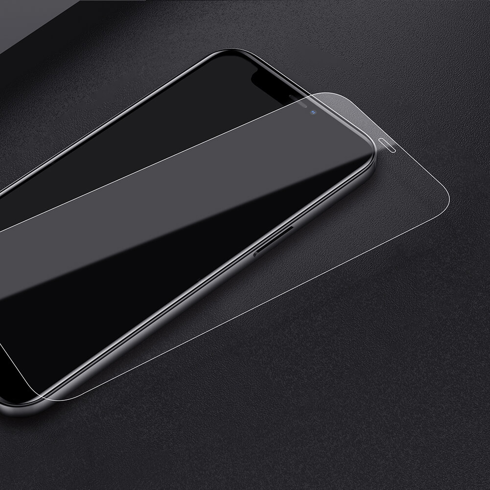 Miếng dán màn hình kính cường lực iPhone 12 Pro Max hiệu Nillkin Amazing H+ Pro mỏng 0.2 mm, vát cạnh 2.5D, chống trầy, chống va đập - Hàng chính hãng