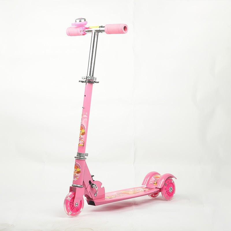 XE SCOOTER (SẮT) 3 BÁNH CÓ ĐÈN ( SIÊU GIÁ RẺ )1182