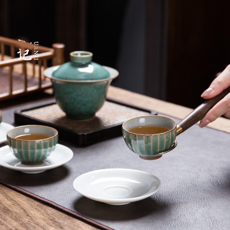 Nĩa trà thân gỗ mun đầu đồng - dụng cụ trà đạo truyền chén trà