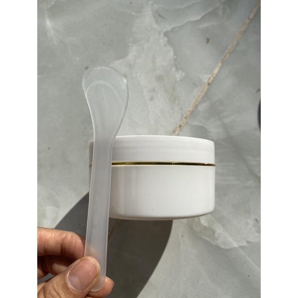 Hủ 200gr màu trắng