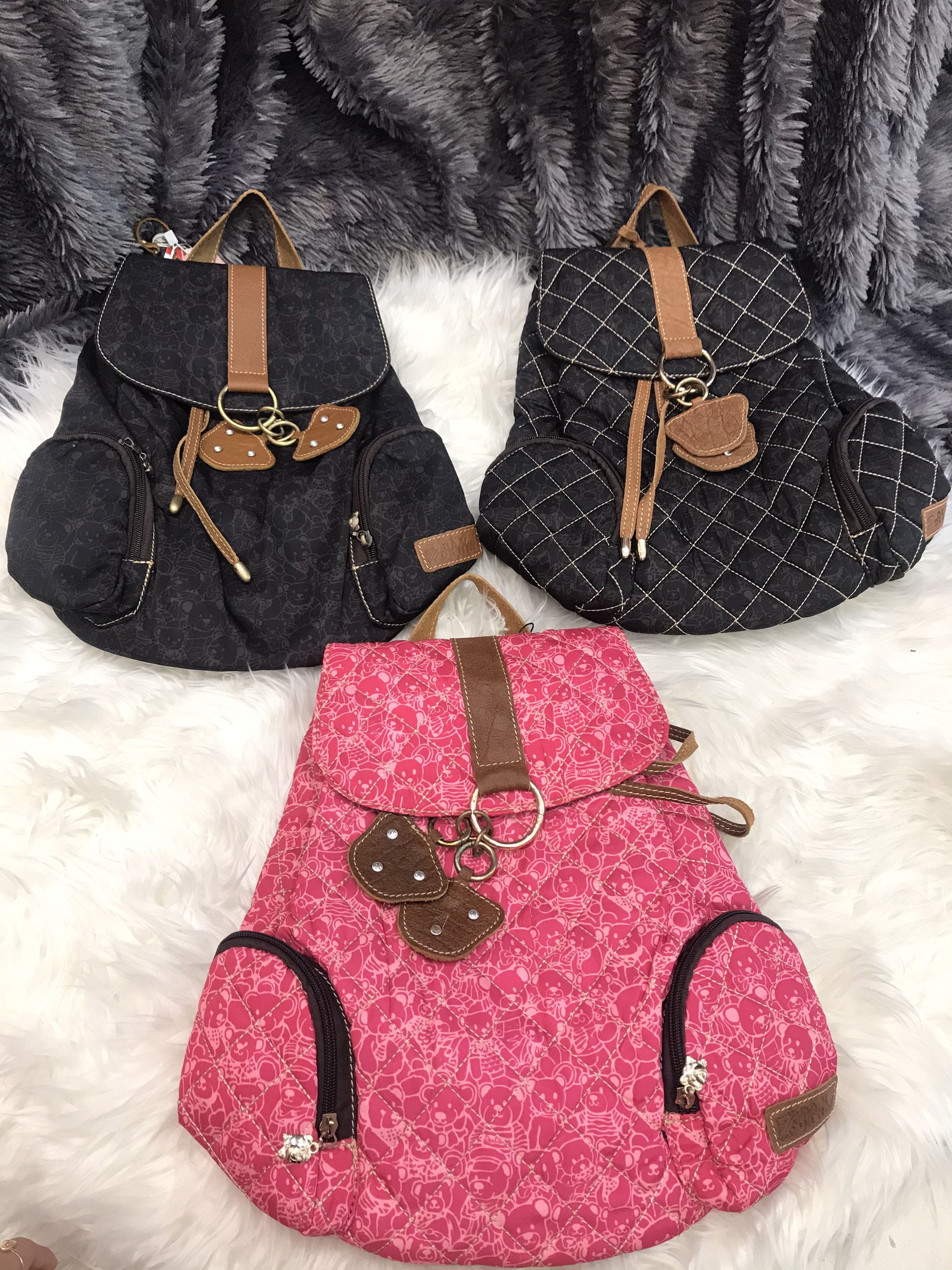 Balo Gấu thời trang , tuổi teen, nữ 4 ngăn 2 móc gấu in chìm hình gấu đen siêu xinh - DD152M2059