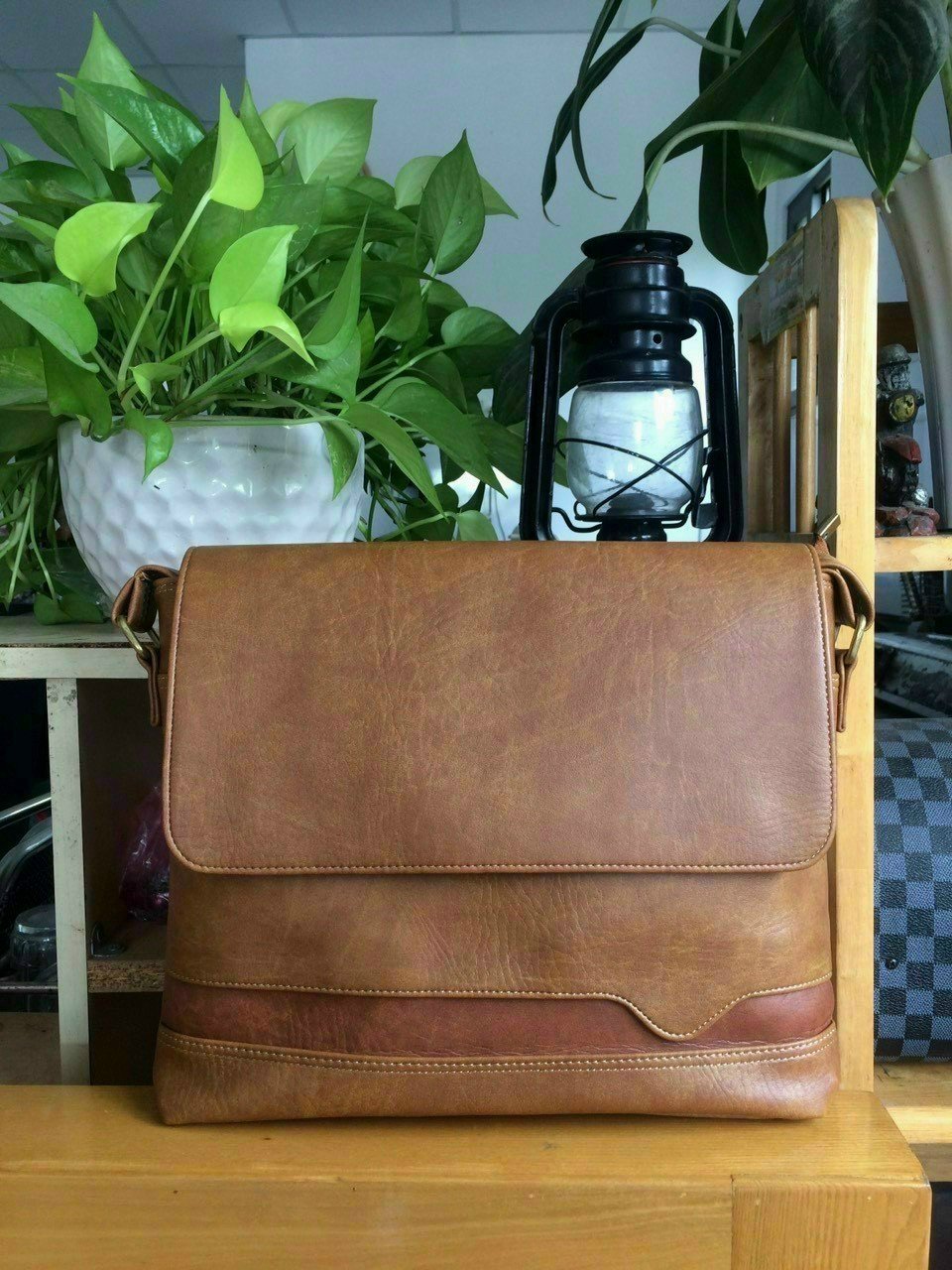 Túi Da Đeo Chéo Công Sở Nam Đựng Vừa Laptop 13 Inch Thanh Lịch ZIP04