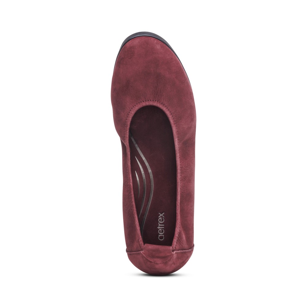Giày sức Khỏe Aetrex Brianna Burgundy - giày bit cao 3p nâng vòm chân
