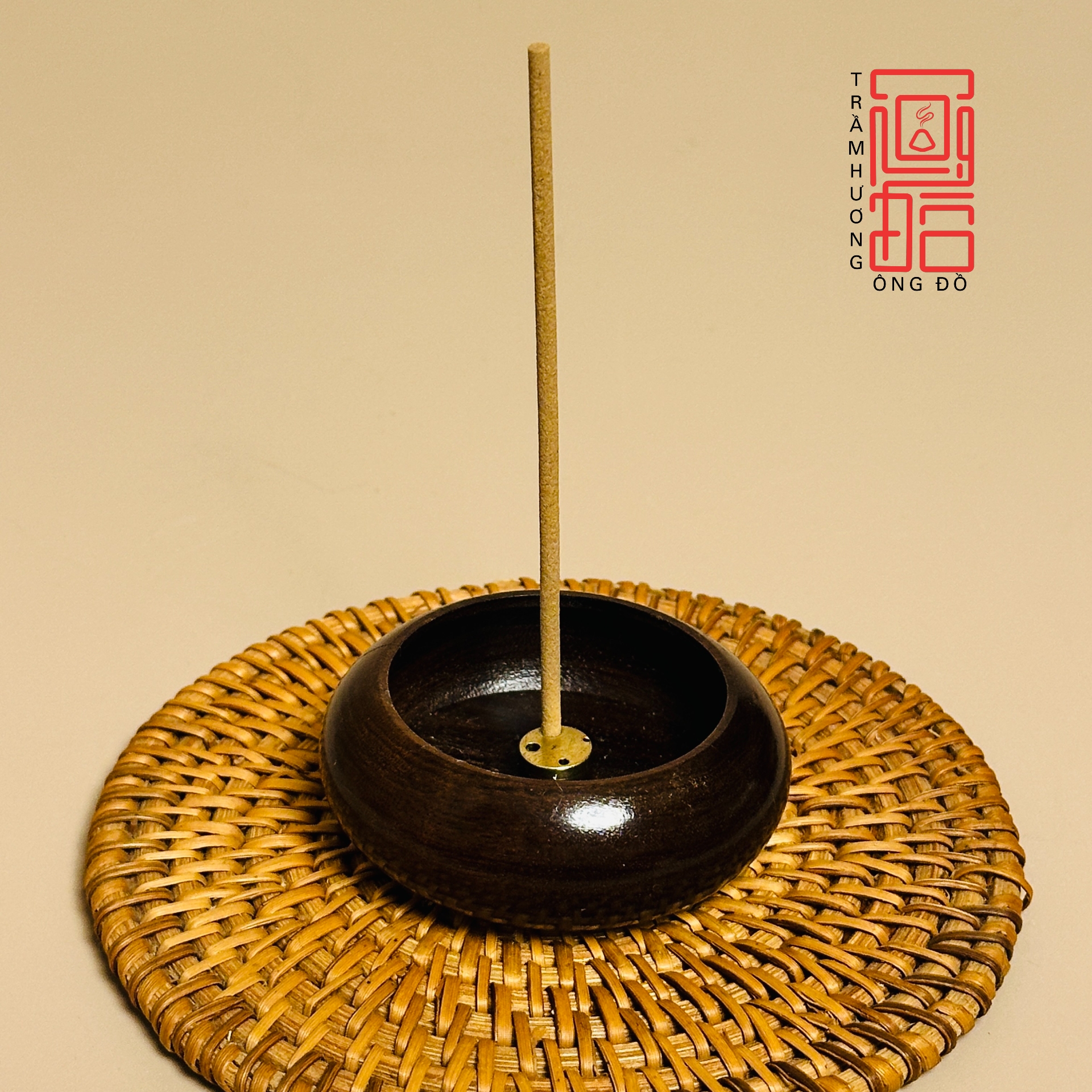 Lư Gỗ Cắm Nhang Trầm Hương Không Tăm