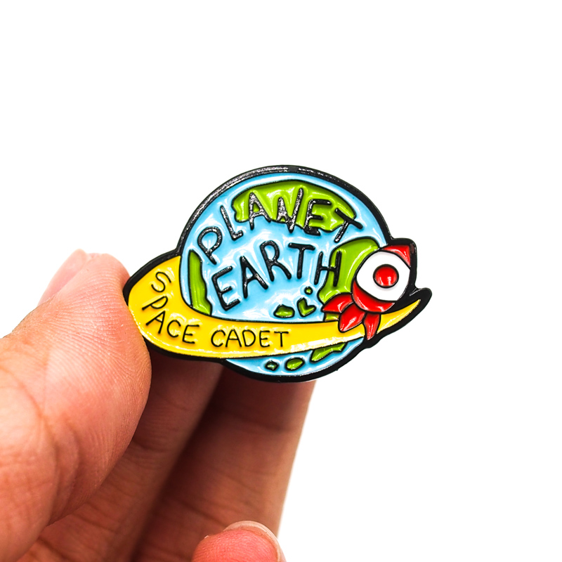 Trái đất PLANET EARTH 3x2cm - Pin sticker ghim cài áo