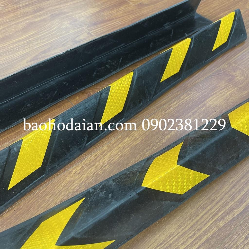 Ốp cột cao su phản quang 800mm*100*10mm