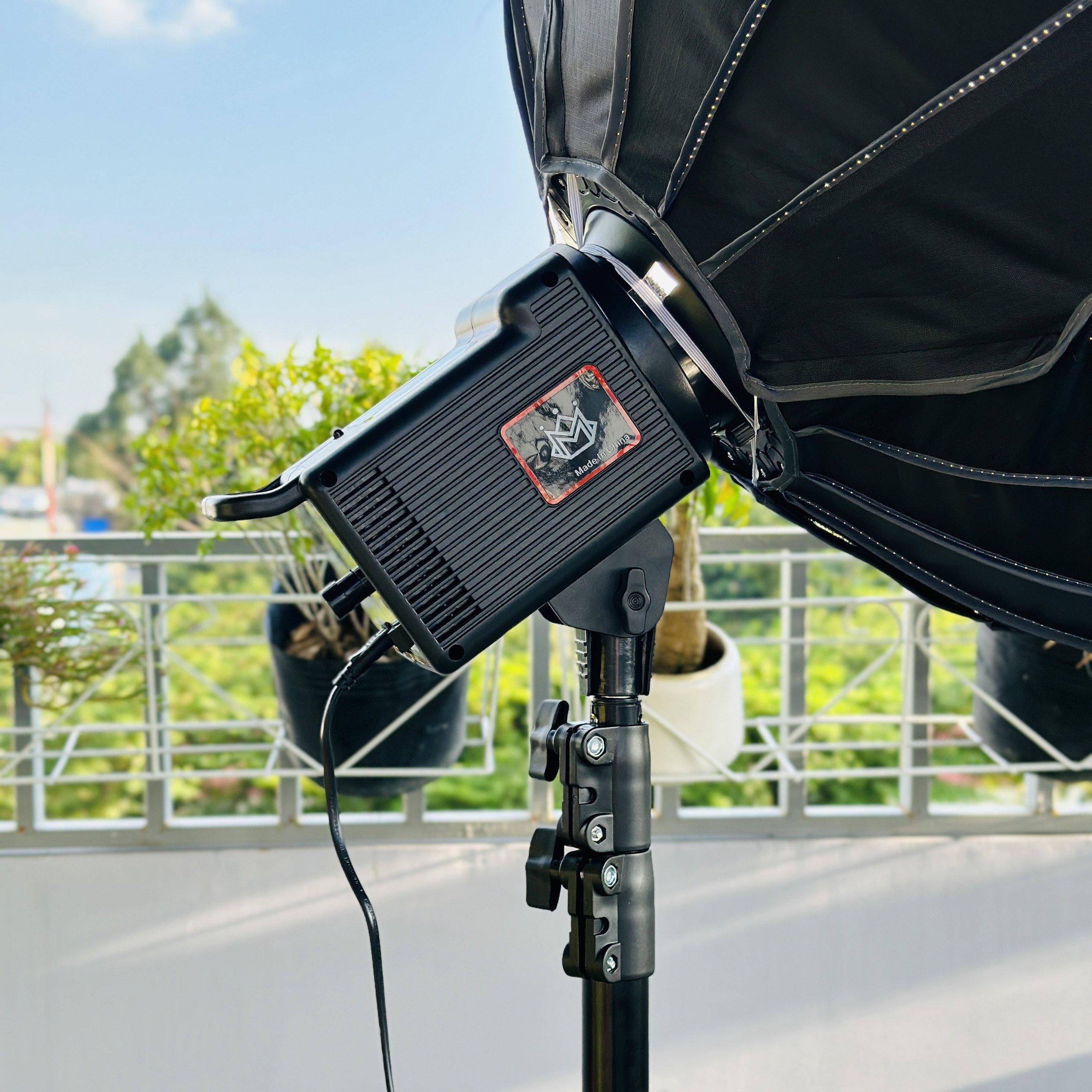 Bộ Đèn Studio Led NW-400S Công Suất 100W Chình Màu (3200 - 5600K) Kèm SOFTBOX Cầu 90CM Đã Bao Gồm Chân Đèn, Đầu Đèn Và Các Phụ Kiện Đi Kèm hàng chính hãng