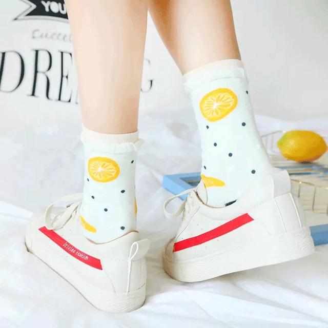 Tất cổ cao hình hoa quả