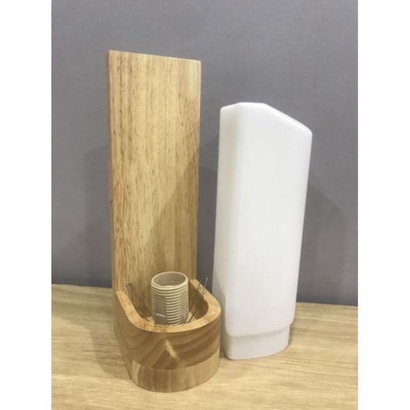 Đèn treo tường đế gỗ phối hợp bóng led 5w- đèn cầu thang- đèn dán ốp tường C5096 DT