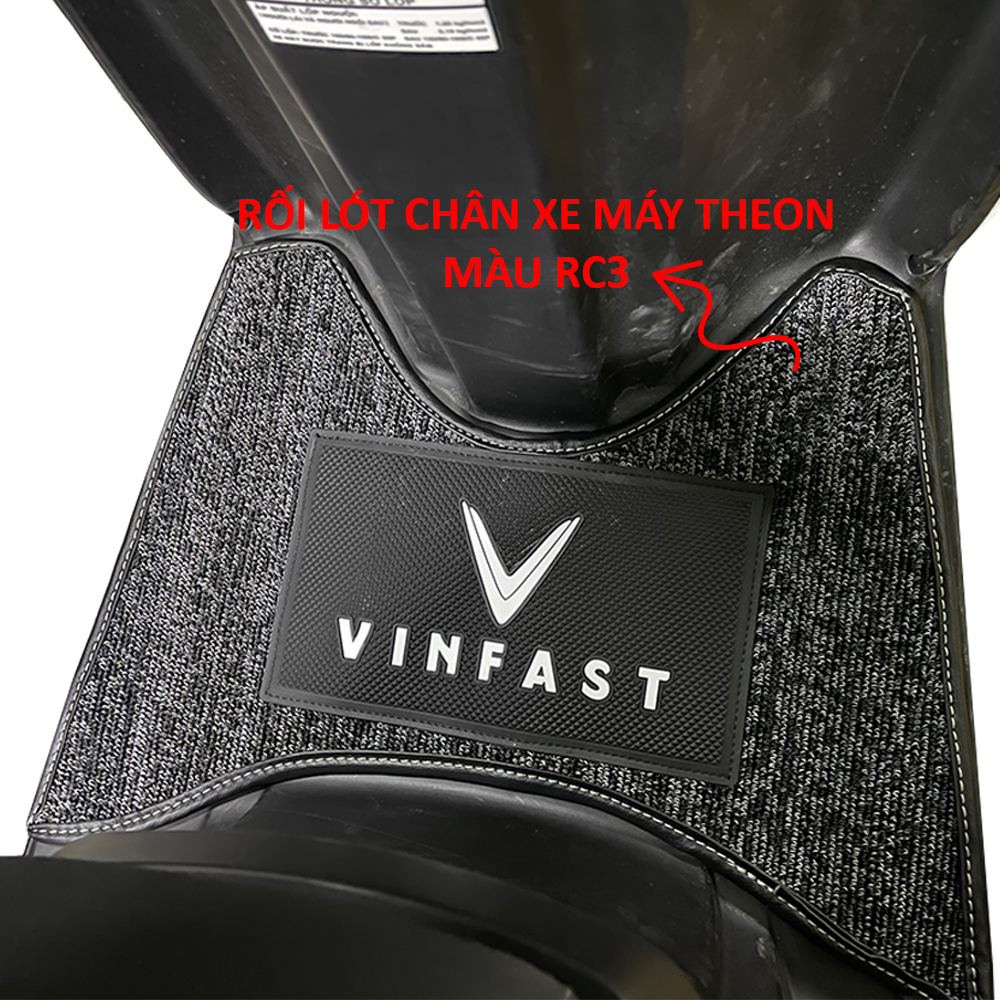 Tấm thảm lót chân xe máy điện VinFast Theon S 2022