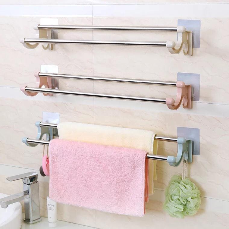 Giá treo khăn và vật dụng phòng tắm tiện dụng