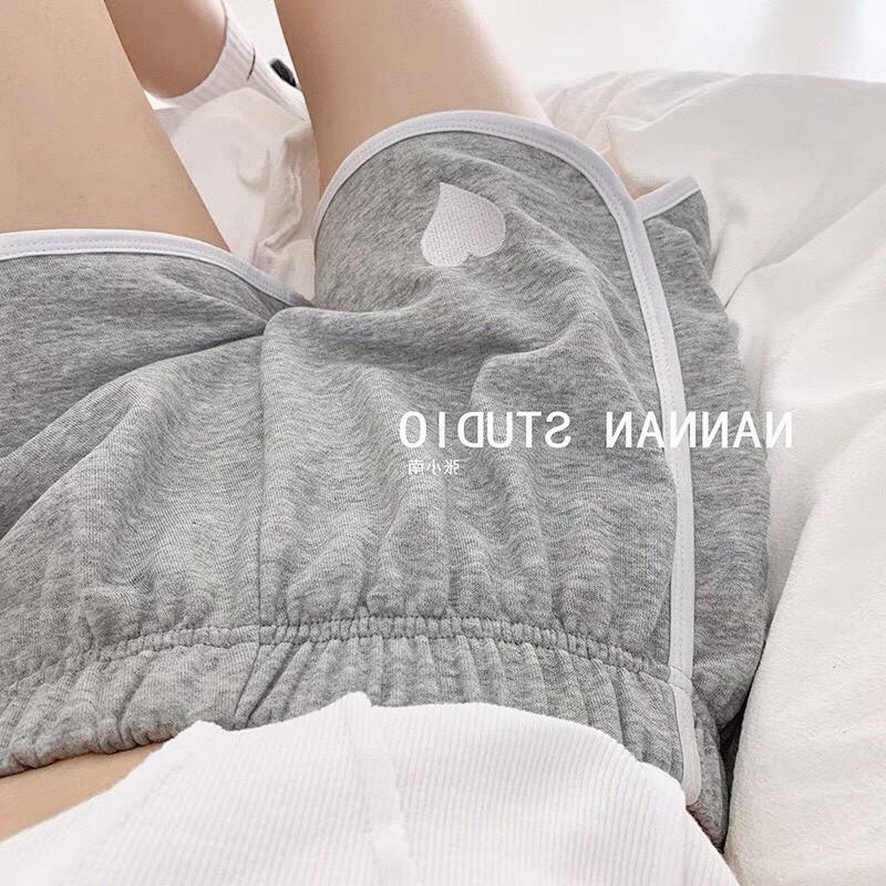 Quần Nữ Viền Trái Tim - Rere.Store - Short đùi trẻ trung năng động, cá tính Ulzzang