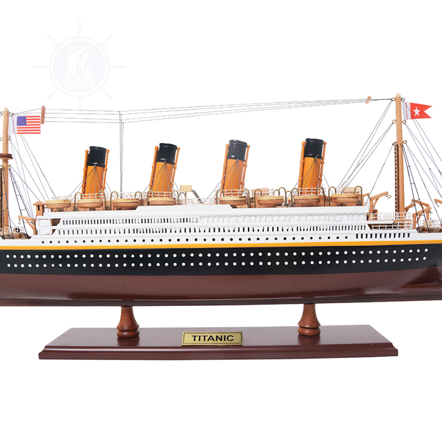 Du Thuyền Titanic Painted Bằng Gỗ Dùng Để Trưng Bày Trang Trí Dài 63 Cm