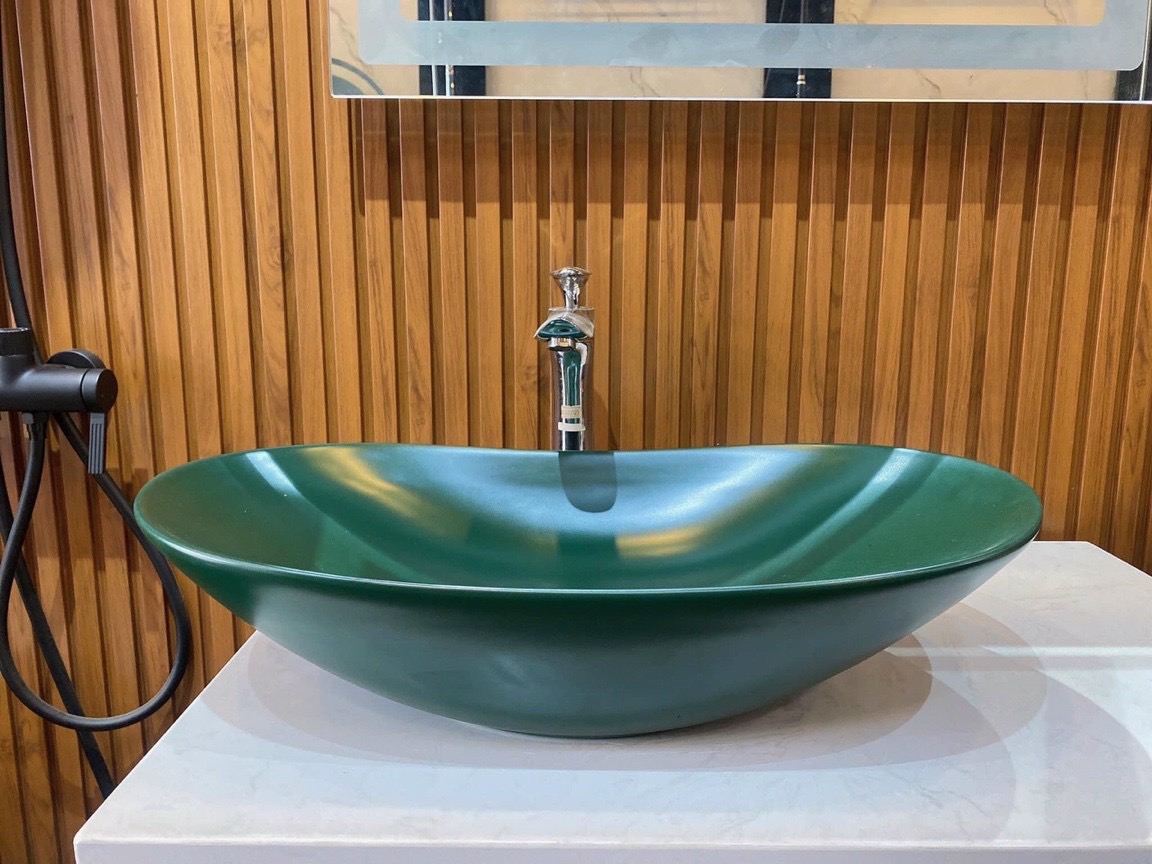 Lavabo đặt bàn hình thuyền