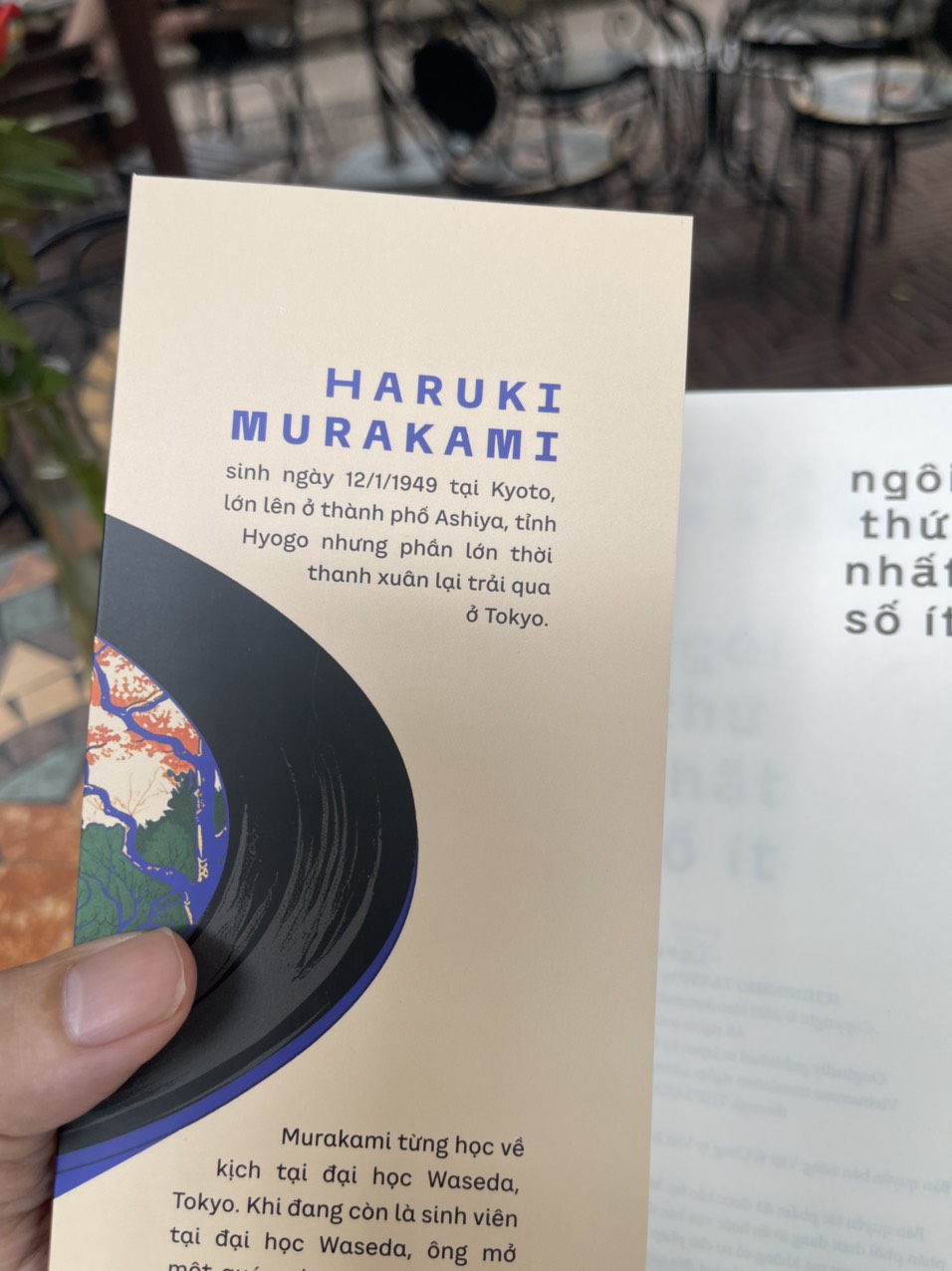 NGÔI THỨ NHẤT SỐ ÍT – Haruki Murakami – Trương Thùy Lan dịch – Nhã Nam – NXB Phụ Nữ (Bìa mềm)