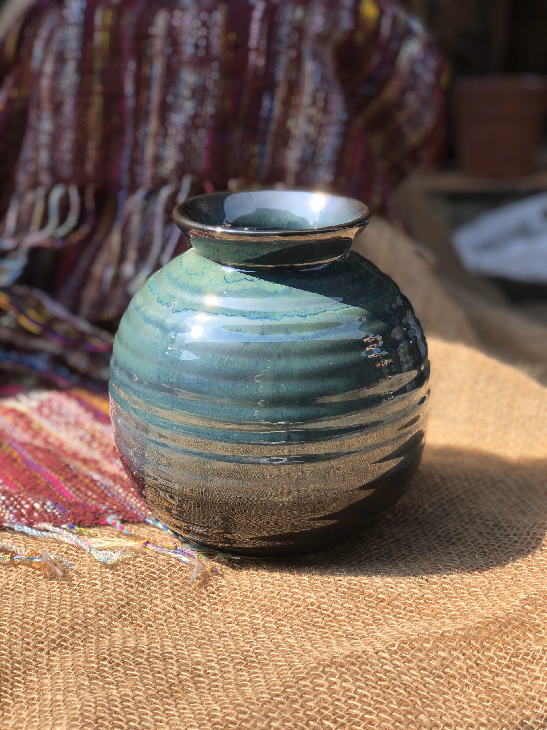 Vò cắm hoa hỏa biến