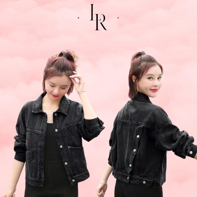 Áo khoác jean nữ croptop trơn màu xanh nhạt, áo khoác bò form ngắn túi đôi cá tính, sexy, cute (40-60kg) - LARI JEAN