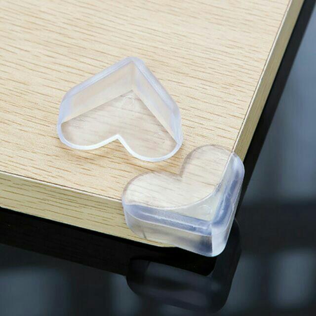 Bộ 4 miếng bọc cạnh bàn silicon - 5cm x 4cm x 2cm