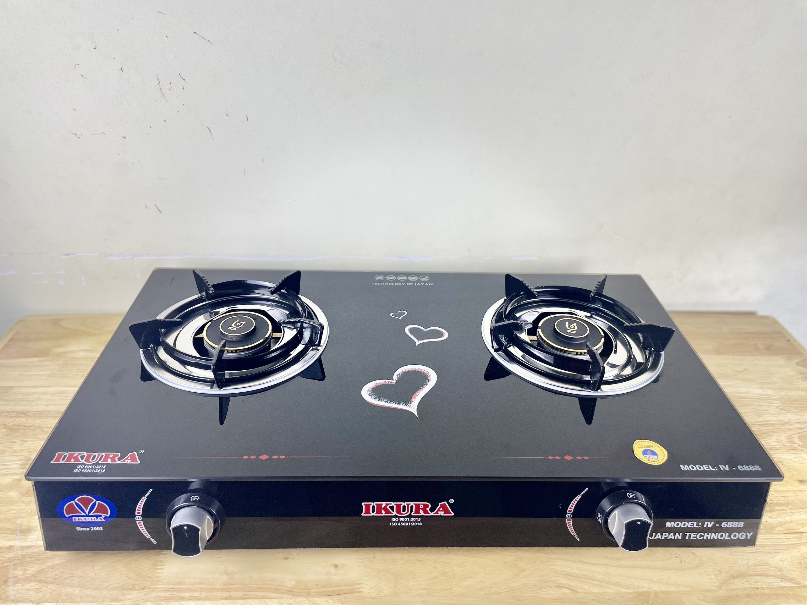 BẾP GAS ĐÔI IKURA MẶT KÍNH - IV 6888 - Hàng Chính Hãng