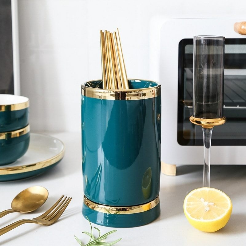 Ống đựng đũa theo phong cách Nhật Bản