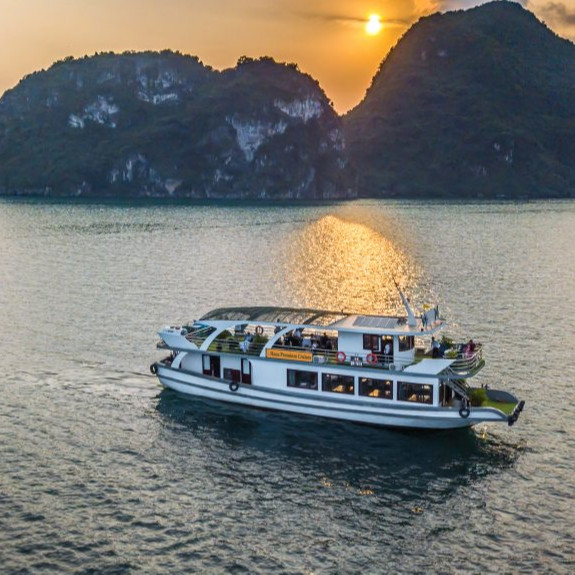 Hình ảnh Tour Hạ Long 01 Ngày Cùng Du Thuyền Hana Premium Cruise 5*, Khởi Hành Hàng Ngày