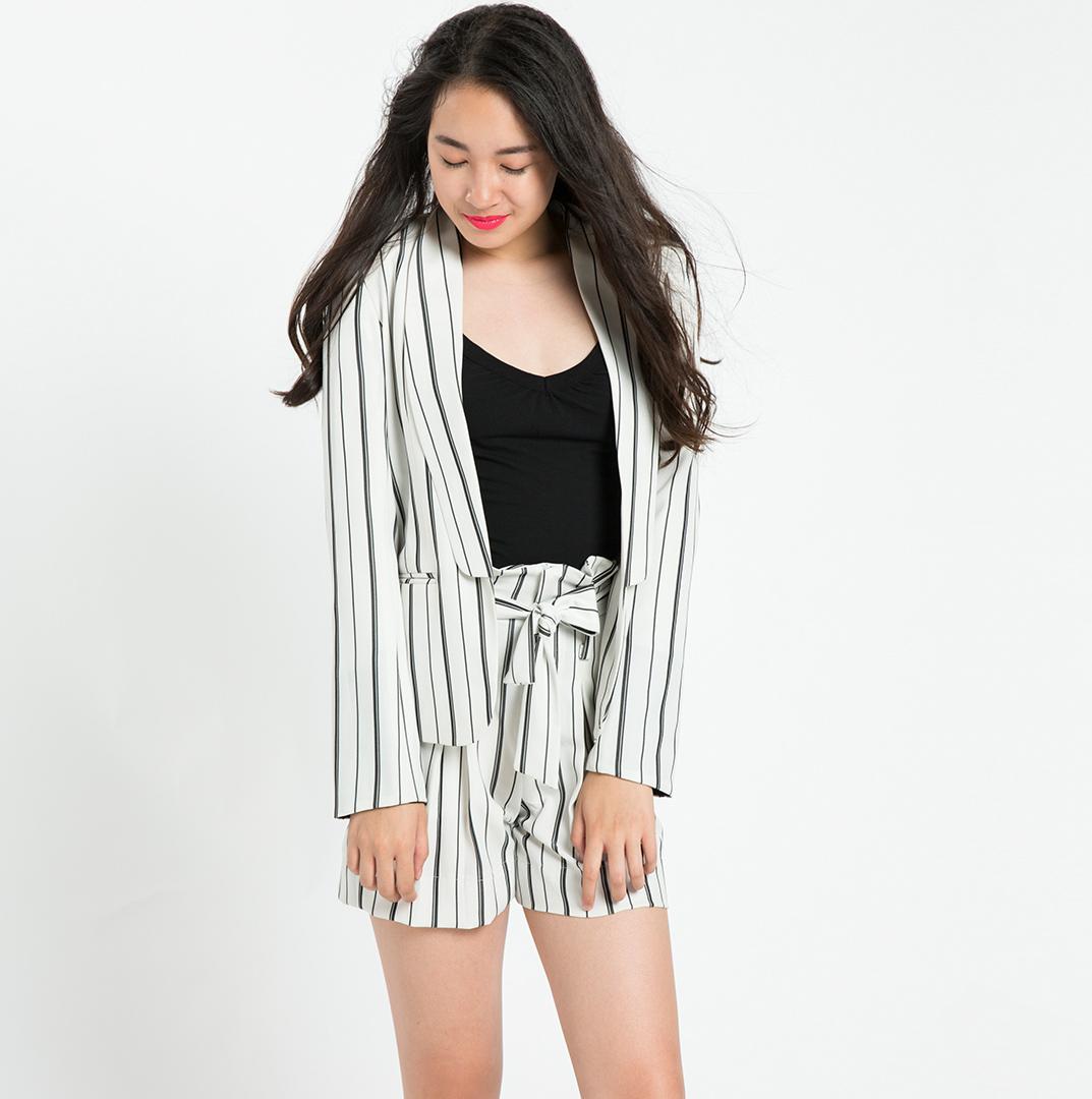 Áo Khoác Blazer Hity TOP086 (Sọc Trắng Kim Cương)