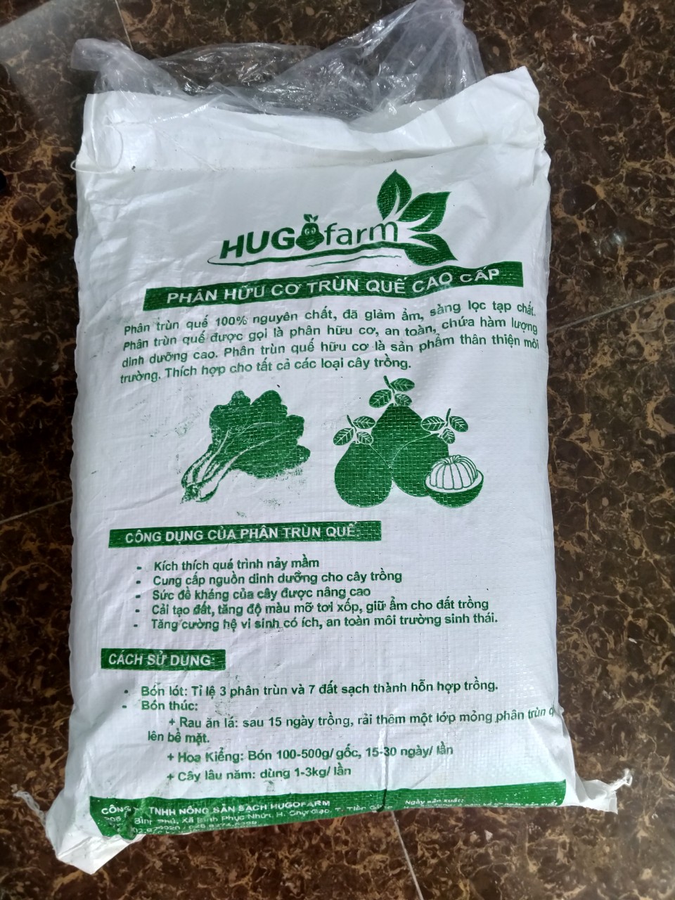 PHÂN TRÙN QUẾ HỮU CƠ NGUYÊN CHẤT HUGOFARM- BAO 10KG