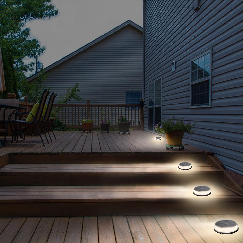 Đèn năng lượng mặt trời cắm đất 5 Lumen D01