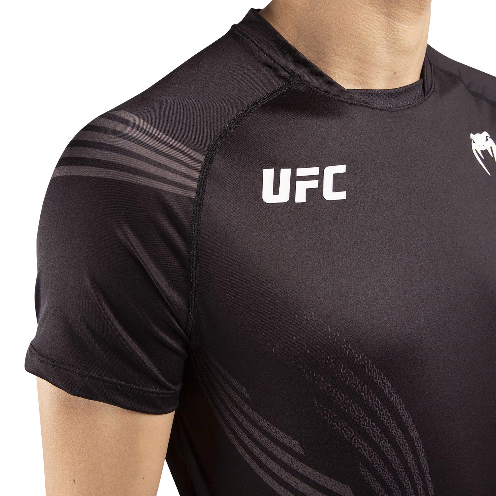 Áo thun thể thao nam Venum Ufc Pro Line Black Jersey - VNMUFC-00059-001