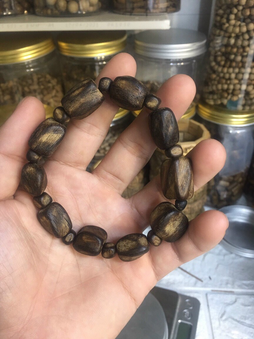 Vòng Tay trầm hương
