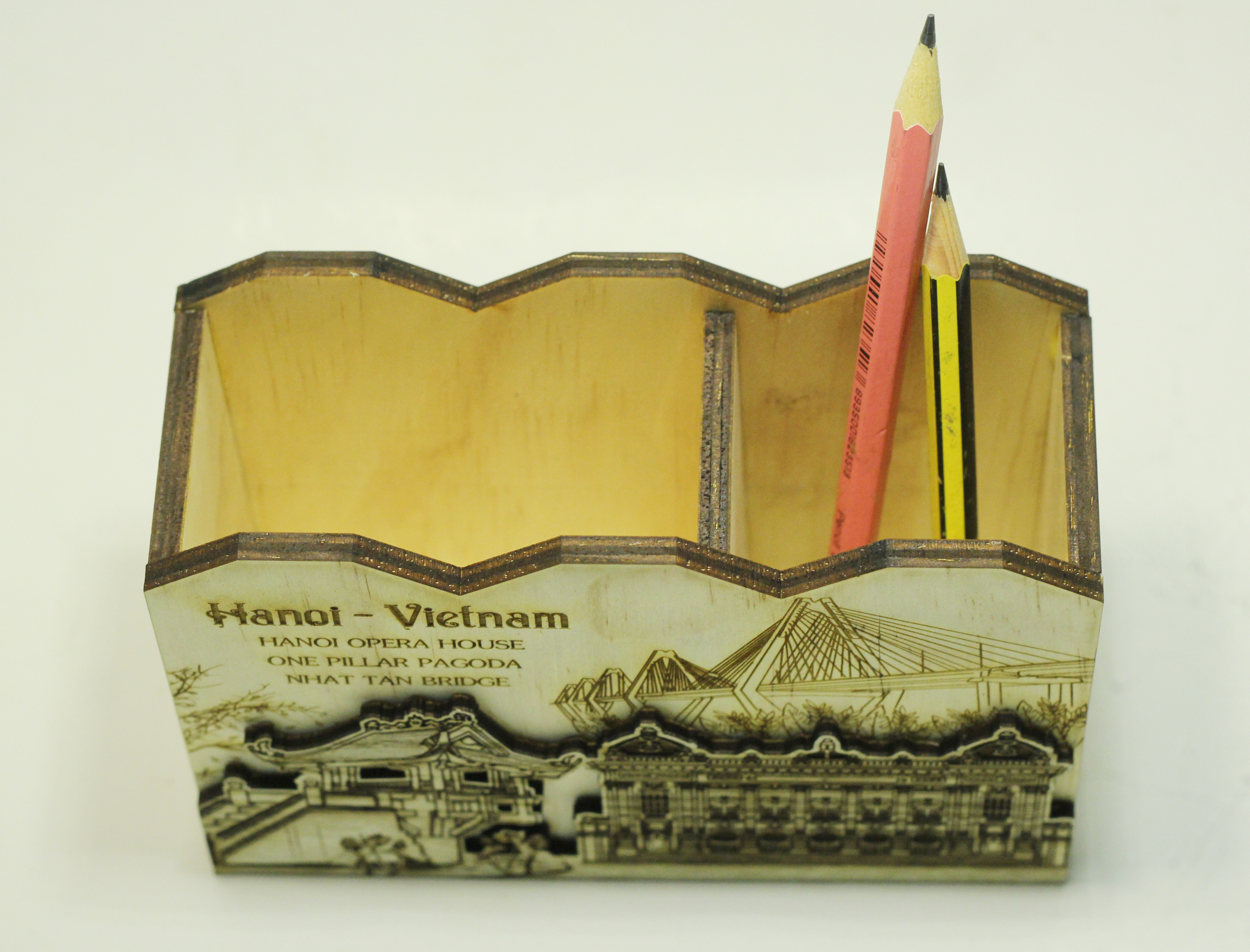 ỐNG CẮM BÚT HÌNH DANH THẮNG HÀ NỘI