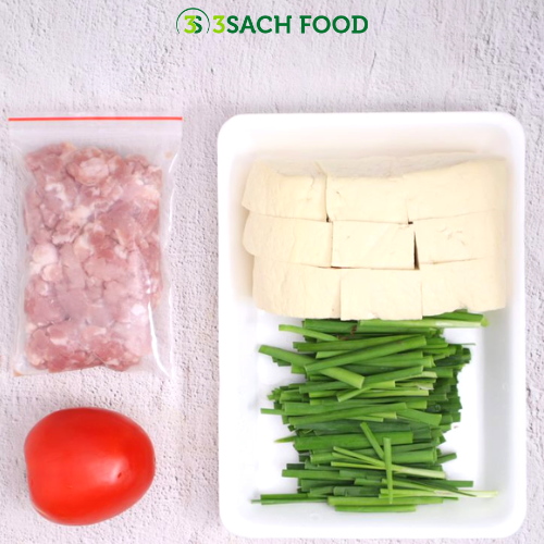 Canh đậu hũ thịt heo nấu hẹ 3S khay 400gr - Nguyên liệu đã được sơ chế