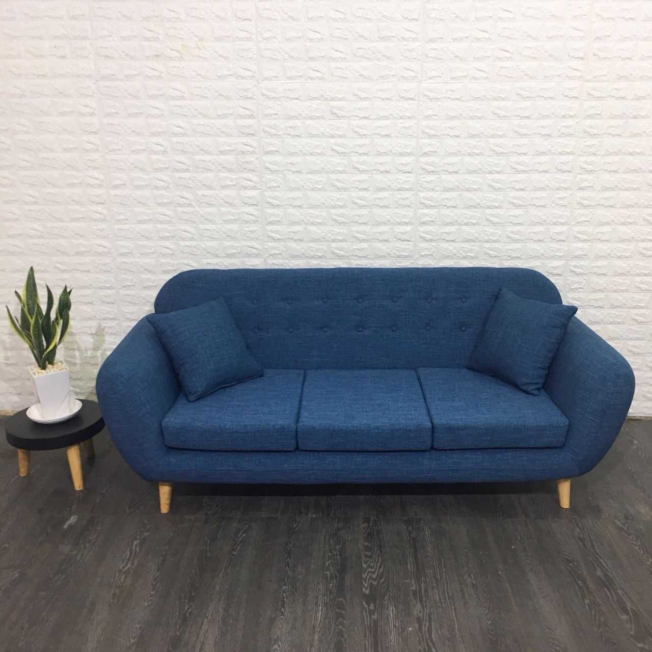 Sofa băng chung cư 1.8m (xanh)+ 2 đôn tặng 2 gối trang trí