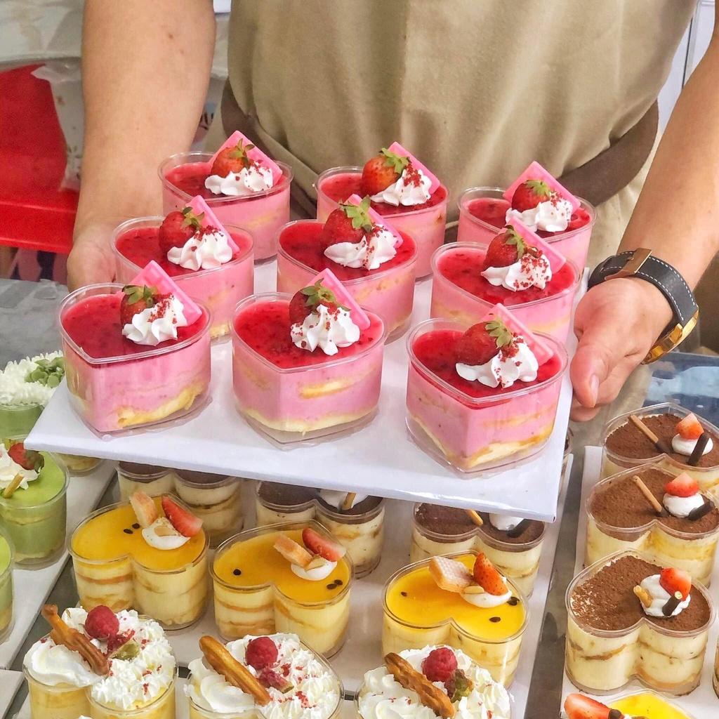50 Ly Tim Có Nắp Đựng Bánh Lạnh Tiramisu - Mousse- Panna Cotta 7745