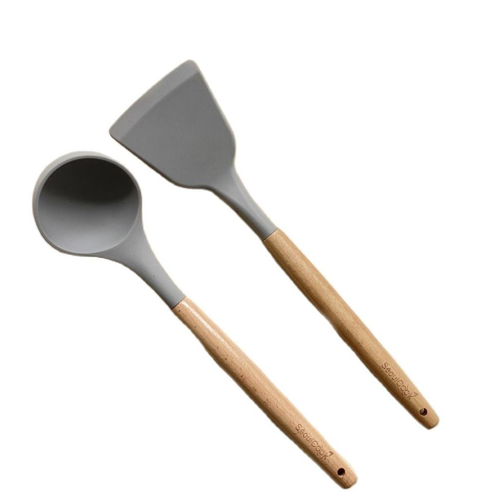 – Bộ 2 dụng cụ nấu ăn Vá/ Sạn/Xẻng có rãnh cán gỗ Seoulcook cao cấp, chống dính dùng cho nhà bếp