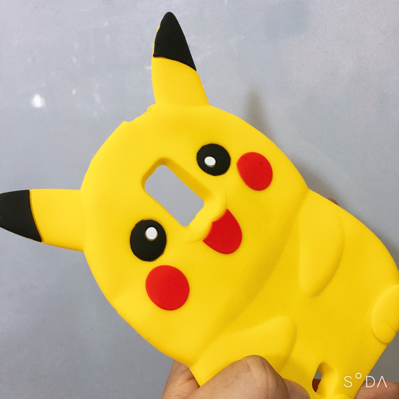 Ốp lưng silicons hình Pikachu đáng yêu dành cho Samsung Note 4