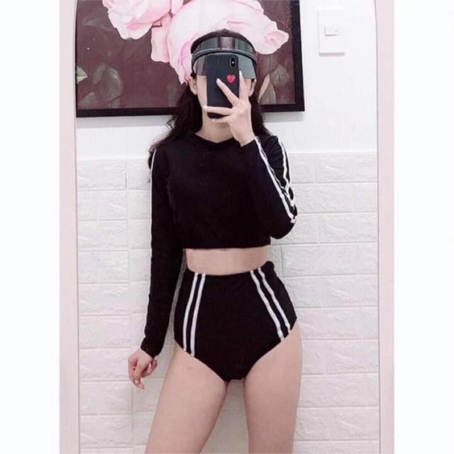Set đồ bơi viền thể thao cá tính