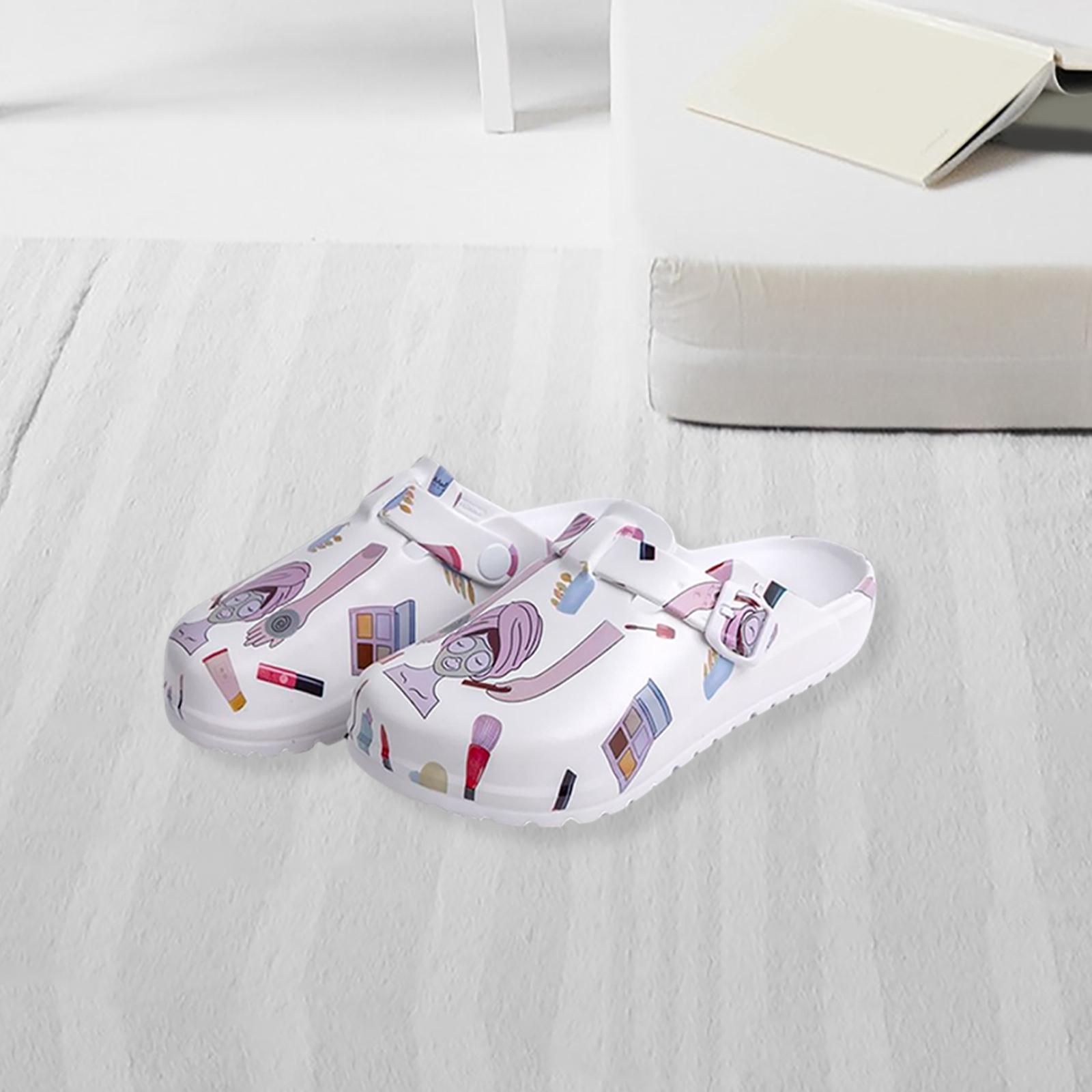 Lightweight Nurse Clogs Slippers Breathable Sanitary Anti Slip Waterproof Printed Slip on Women Nursing Shoes for Outdoor Beach Bathroom