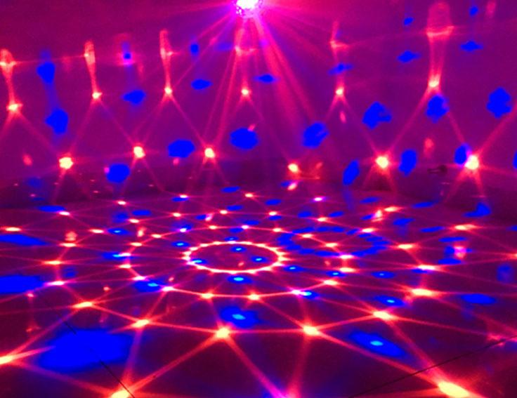 Đèn Led Xoay Cảm Ứng Theo Nhạc . Đèn Led Vũ Trường Cảm Ứng Nhạc Dùng Trang Trí Trong Quán Karaoke, Bar, Sân Khấu, Các Buổi Tiệc... - Vận Chuyển Miễn Phí Toàn Quốc