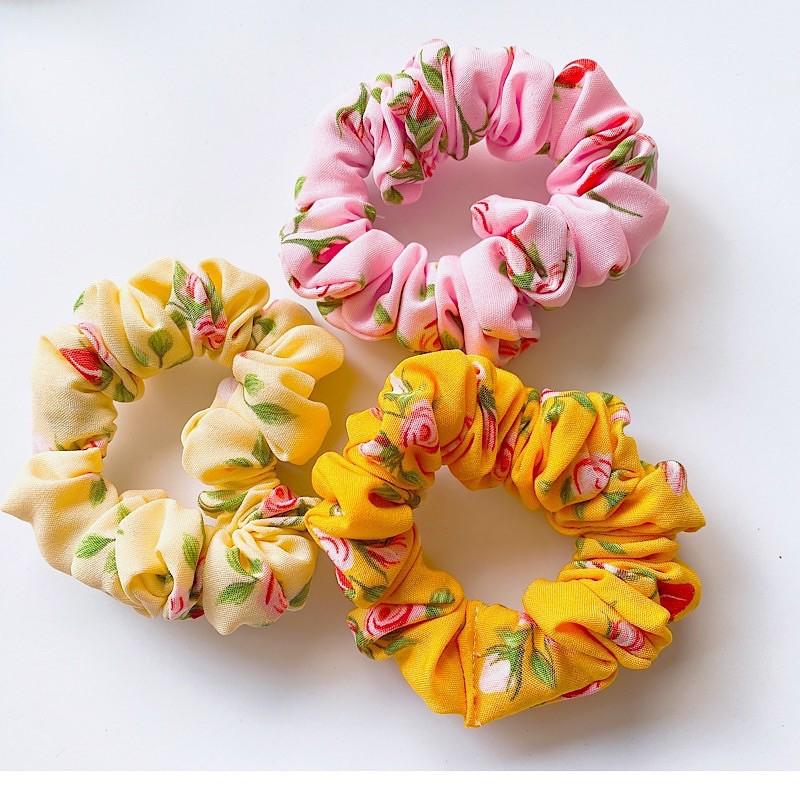 Cột Tóc Scunchies hoa nhí cổ điển dễ thương