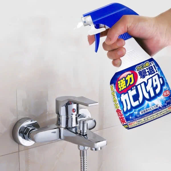 Xịt Tẩy Trắng Vật Dụng Nhà Bếp Dạng Bọt Lion 400g Chống Khuẩn, Khử Mùi + Chai Dự Phòng