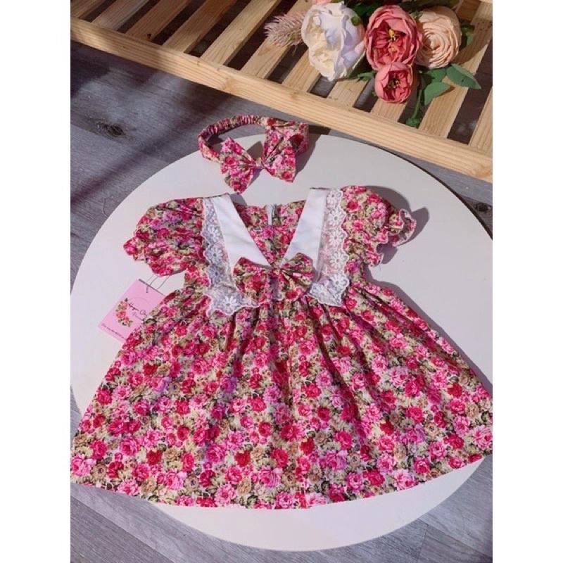 Đầm trẻ em thiết kế dáng xoè - cổ thuyền