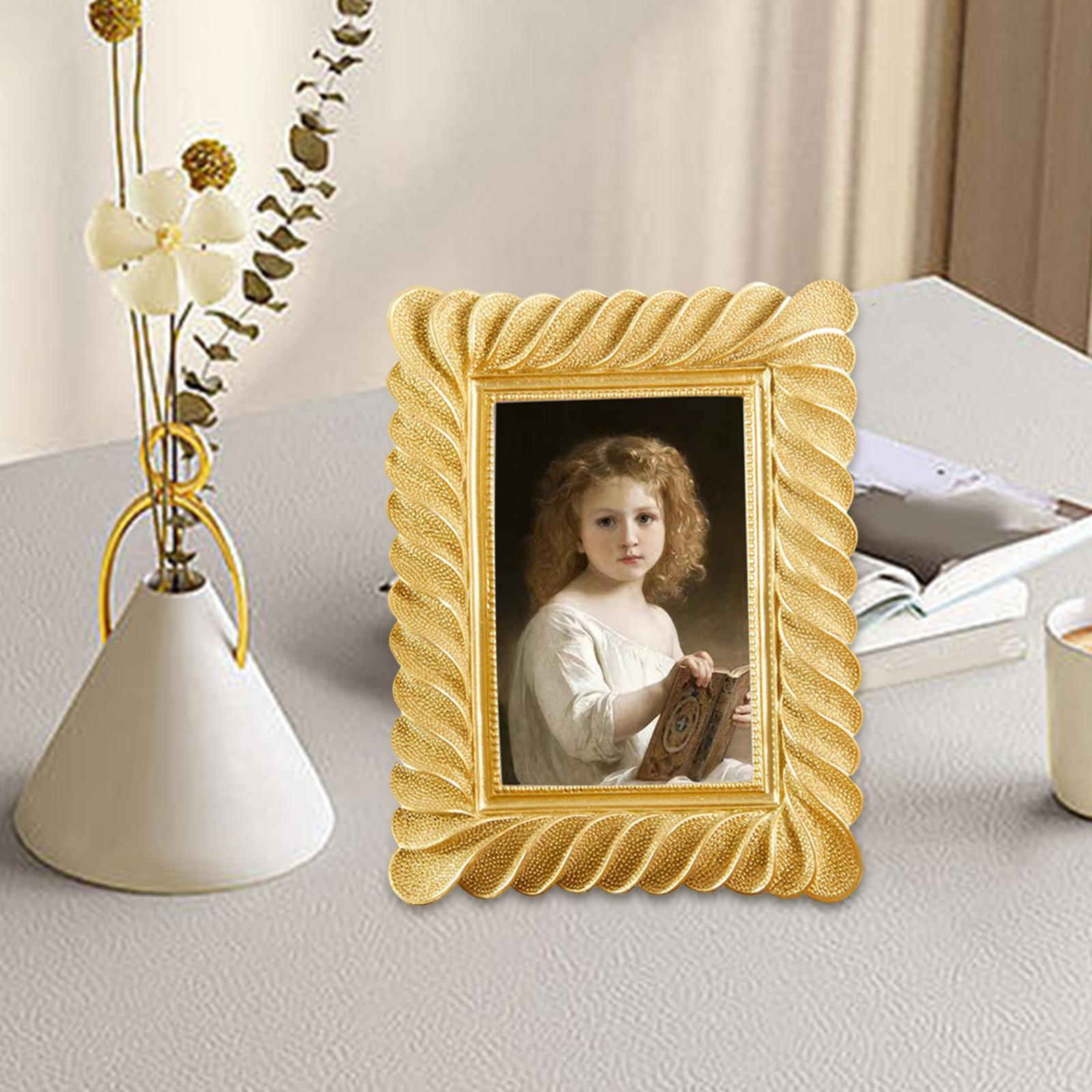 Carved Picture Holder Luxury Resin Photo Display Frame for Home