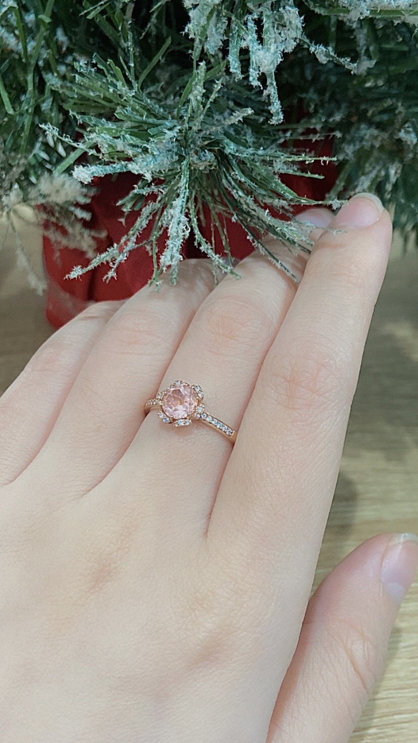 Nhẫn Vàng 14K Đính Đá Morganite