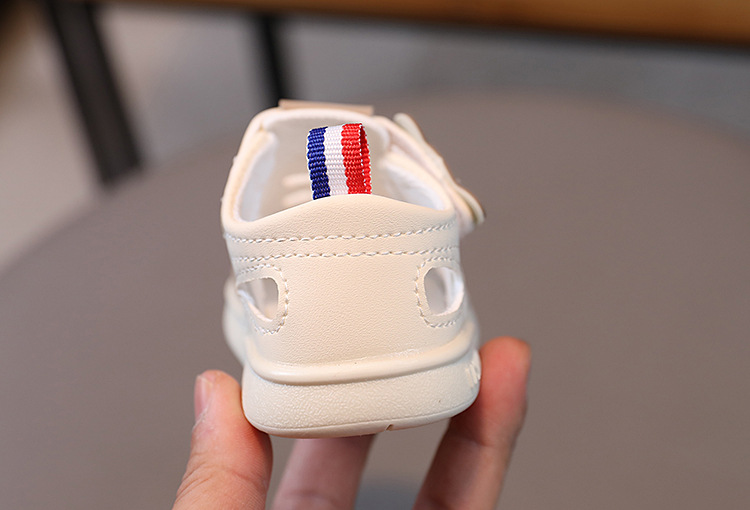 Giày Sandal quai hậu cho bé gái tập đi siêu nhẹ, chống trơn trượt – GSD9100