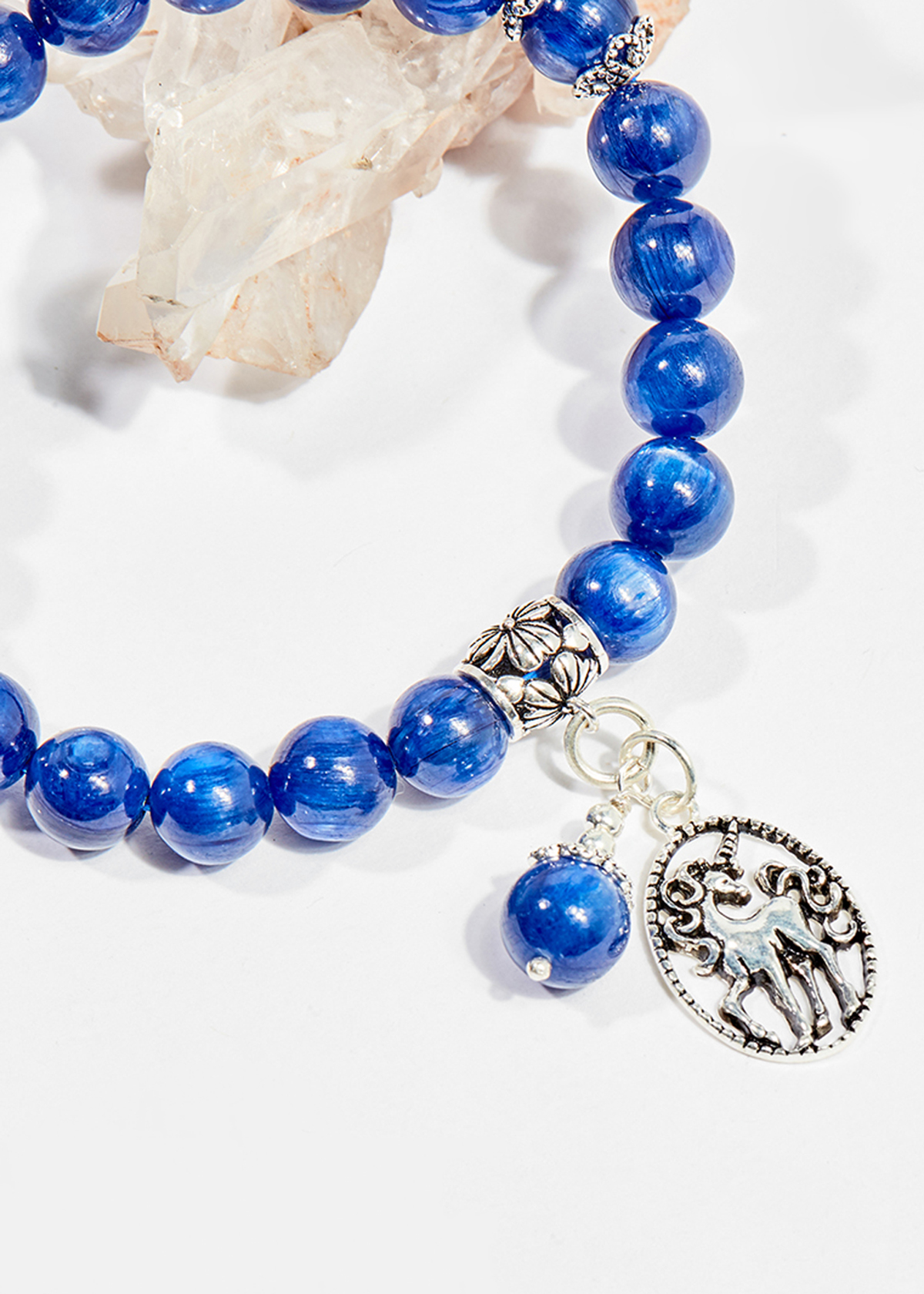 Vòng tay phong thủy nữ đá kyanite charm kỳ lân 8mm mệnh thủy , mộc - Ngọc Quý Gemstones