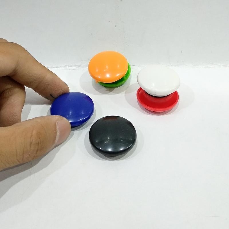 Nam Châm Gắn Bảng Deli - 7825 (30mm)