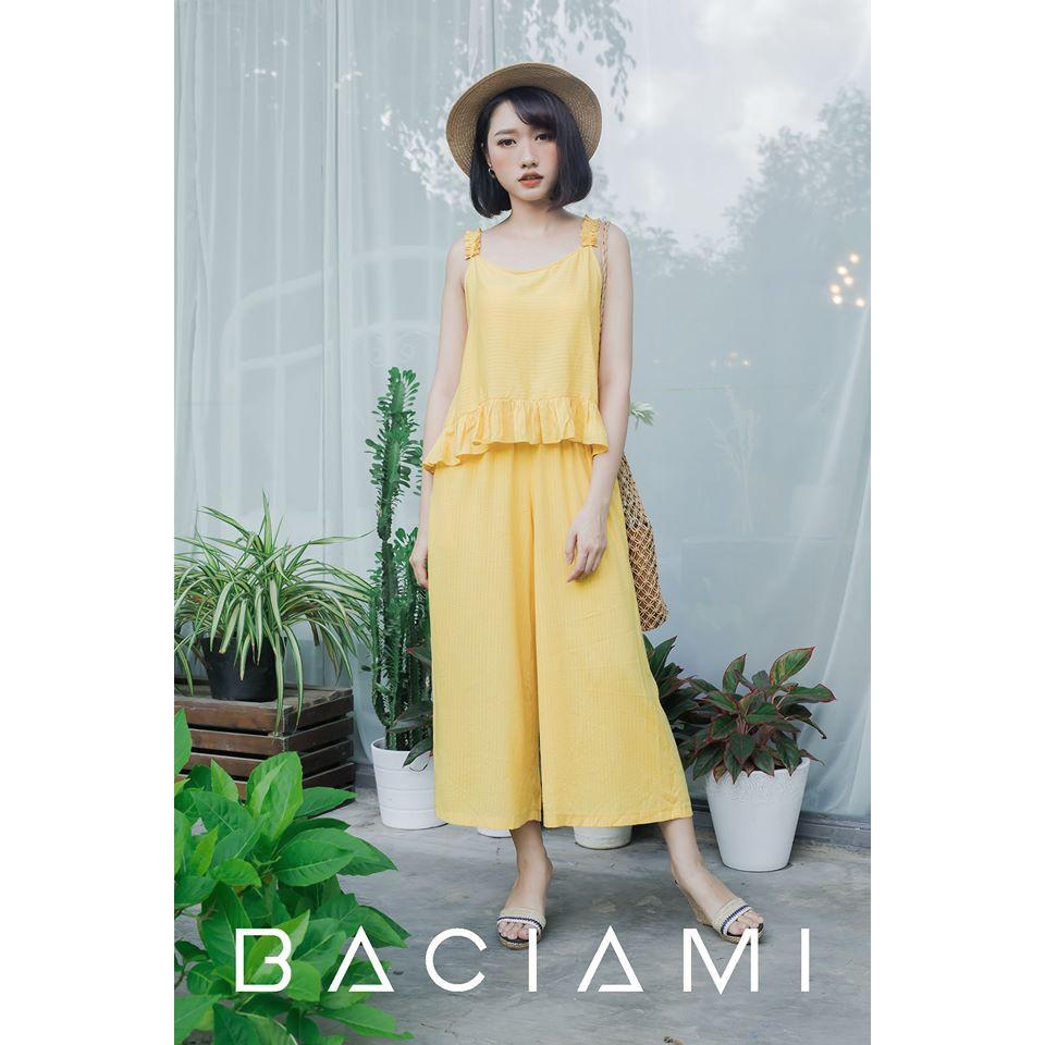 Baciami-Bộ Áo 2 Dây Quần Lửng Phôm Rộng